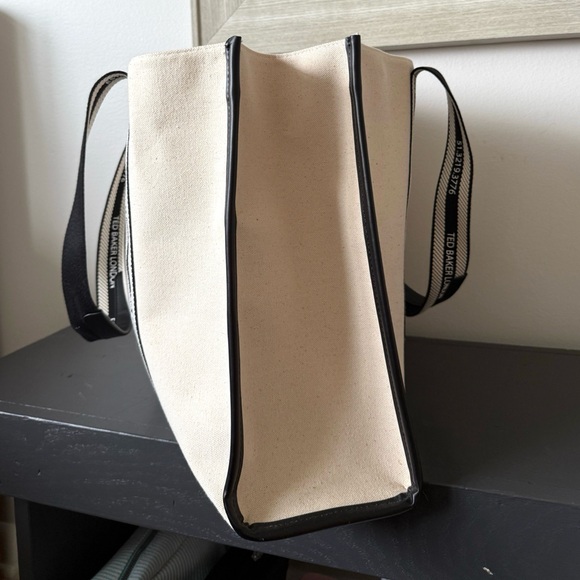 New Ted Baker Georjea Canvas Large Weekender Tote in Natural with Leather Trim - Picture 8 of 12